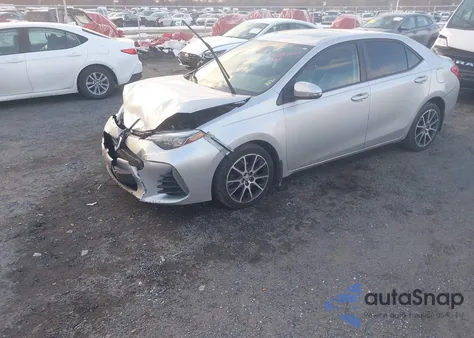 2017 Toyota Corolla Se Special Edition z USA, uszkodzony, nr VIN 5YFBURHE9HP607226